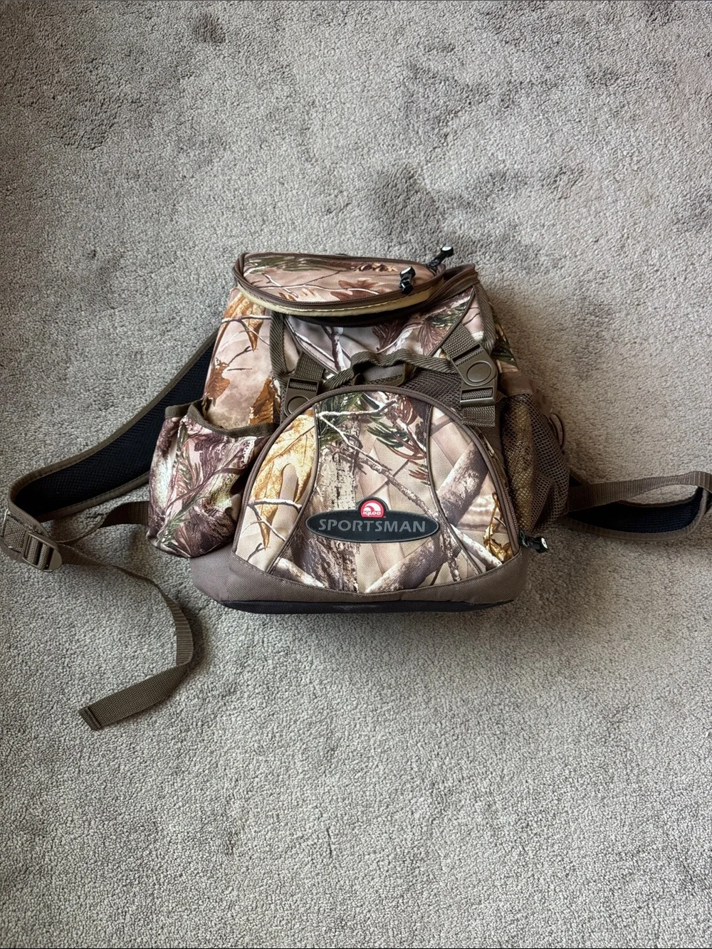 Igloo Sportsman Realtree Camouflage Backpack Hunting Fishing Outdoor